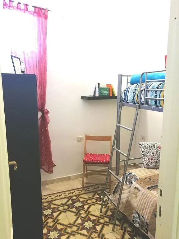 فيلا سورسوفي La Maison De Pierre إيطاليا